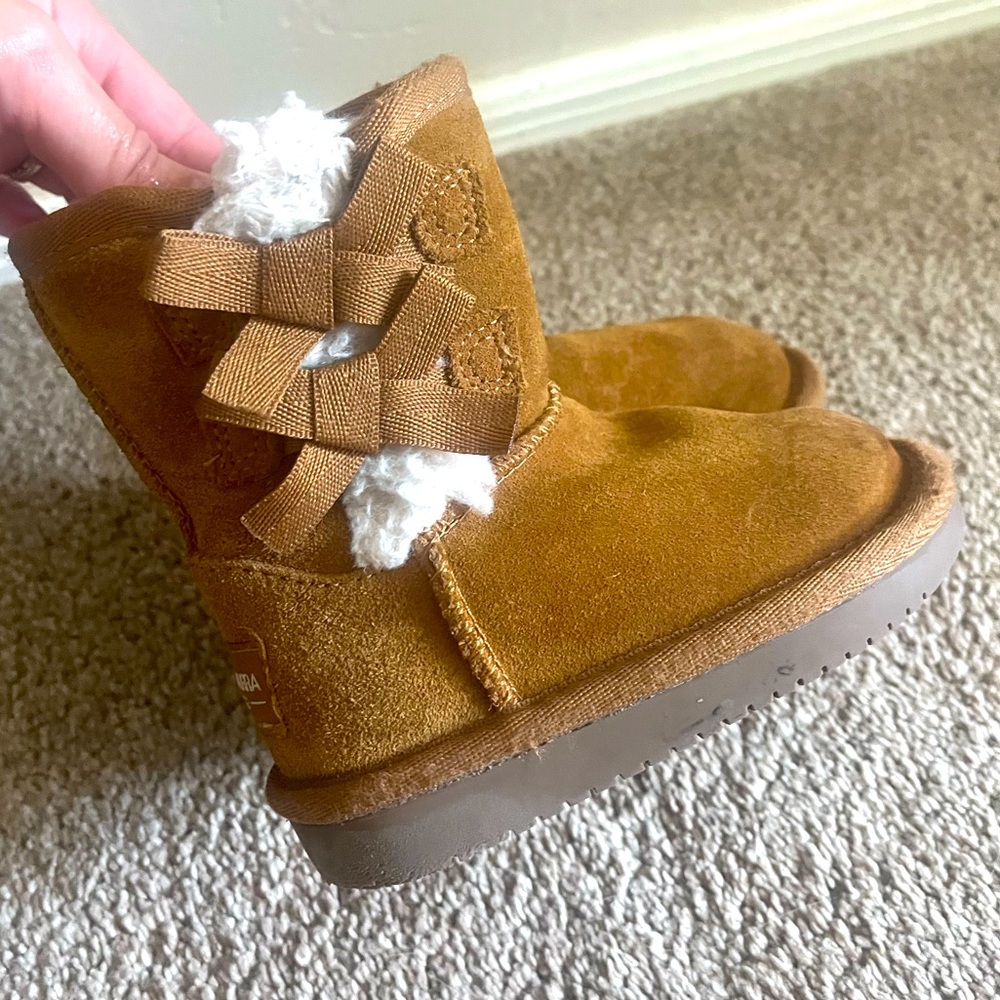 Koolaburra Tan Kids Boots with Bow Detail